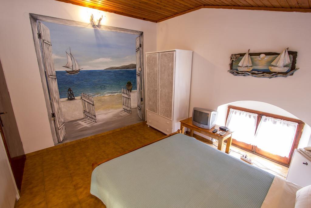 Symi Center Hotel Ruang foto
